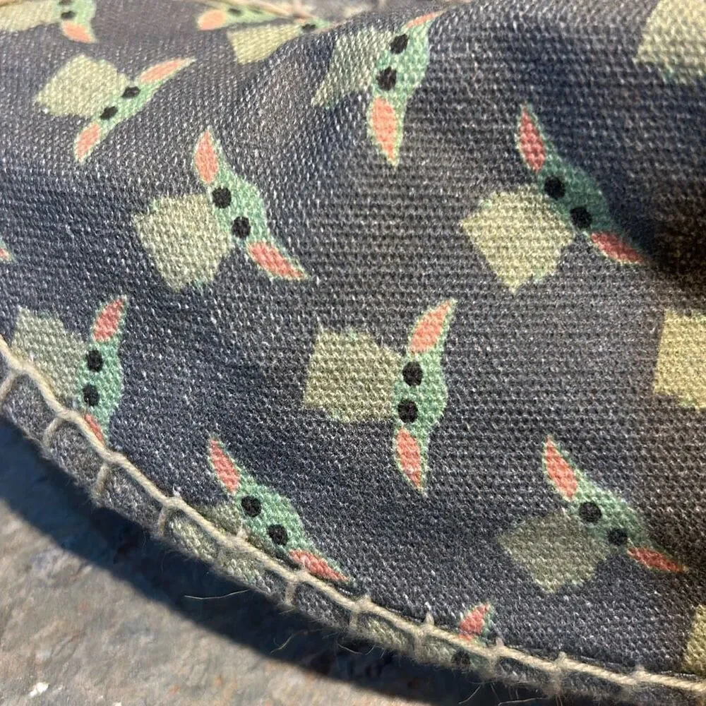 Star Wars Mandalorian Baby Yoda Espardrilles 10.5 Woman’s Slide On Shoes Disney
